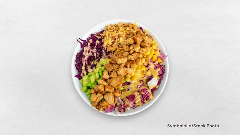 Bowl mit Hühnerfleisch